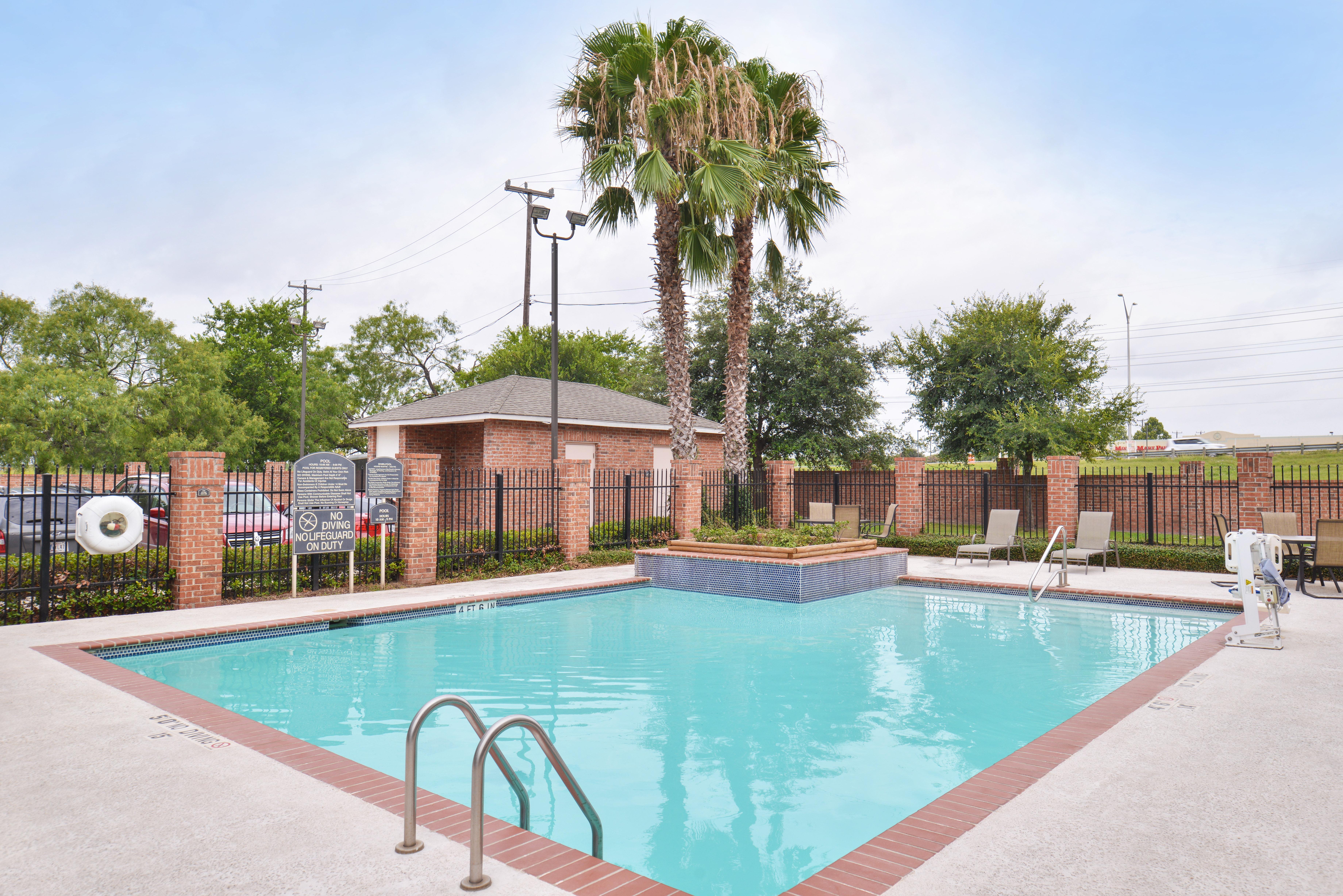 Holiday Inn Express & Suites San Antonio South Luaran gambar