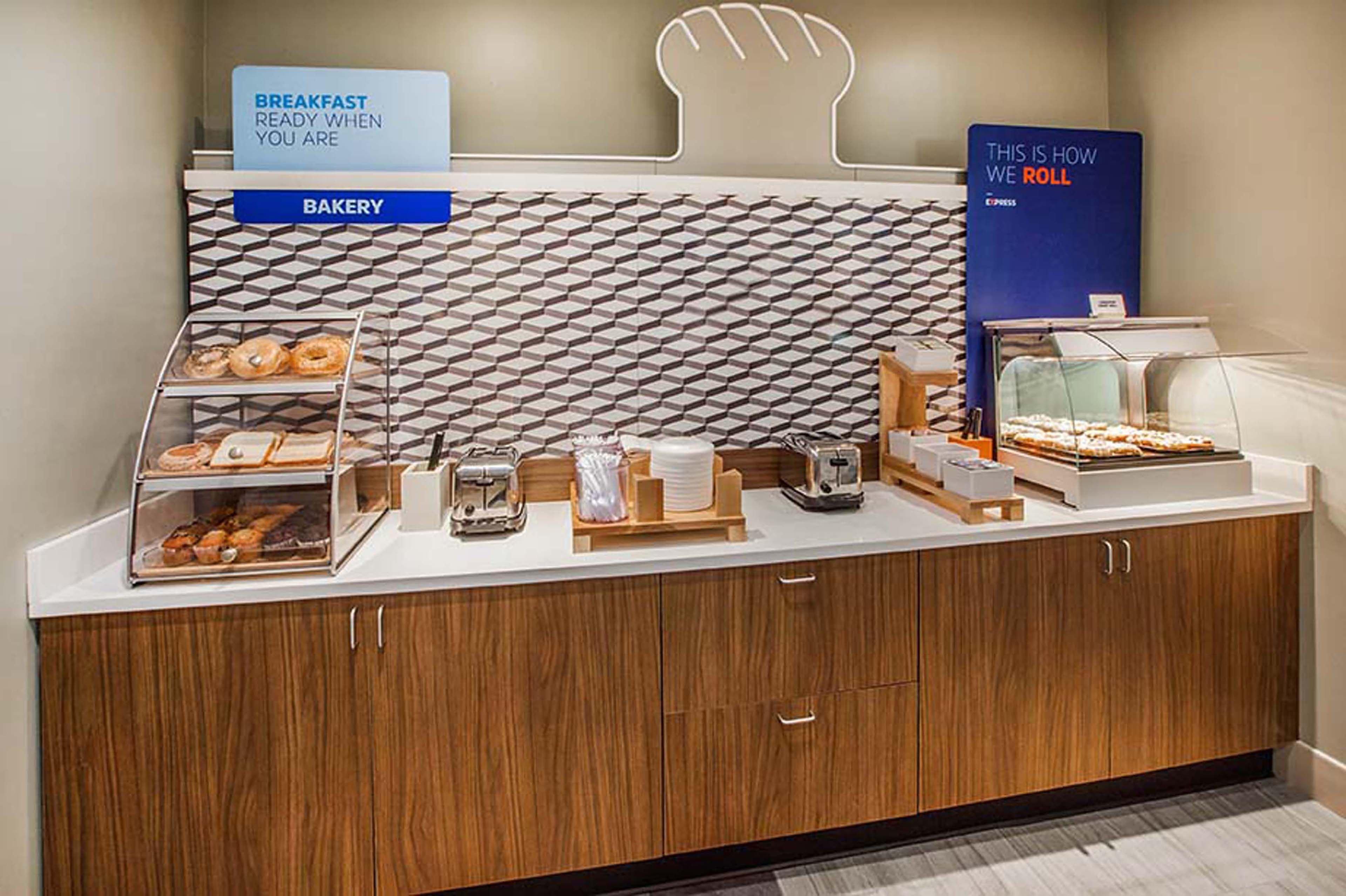 Holiday Inn Express & Suites San Antonio South Luaran gambar