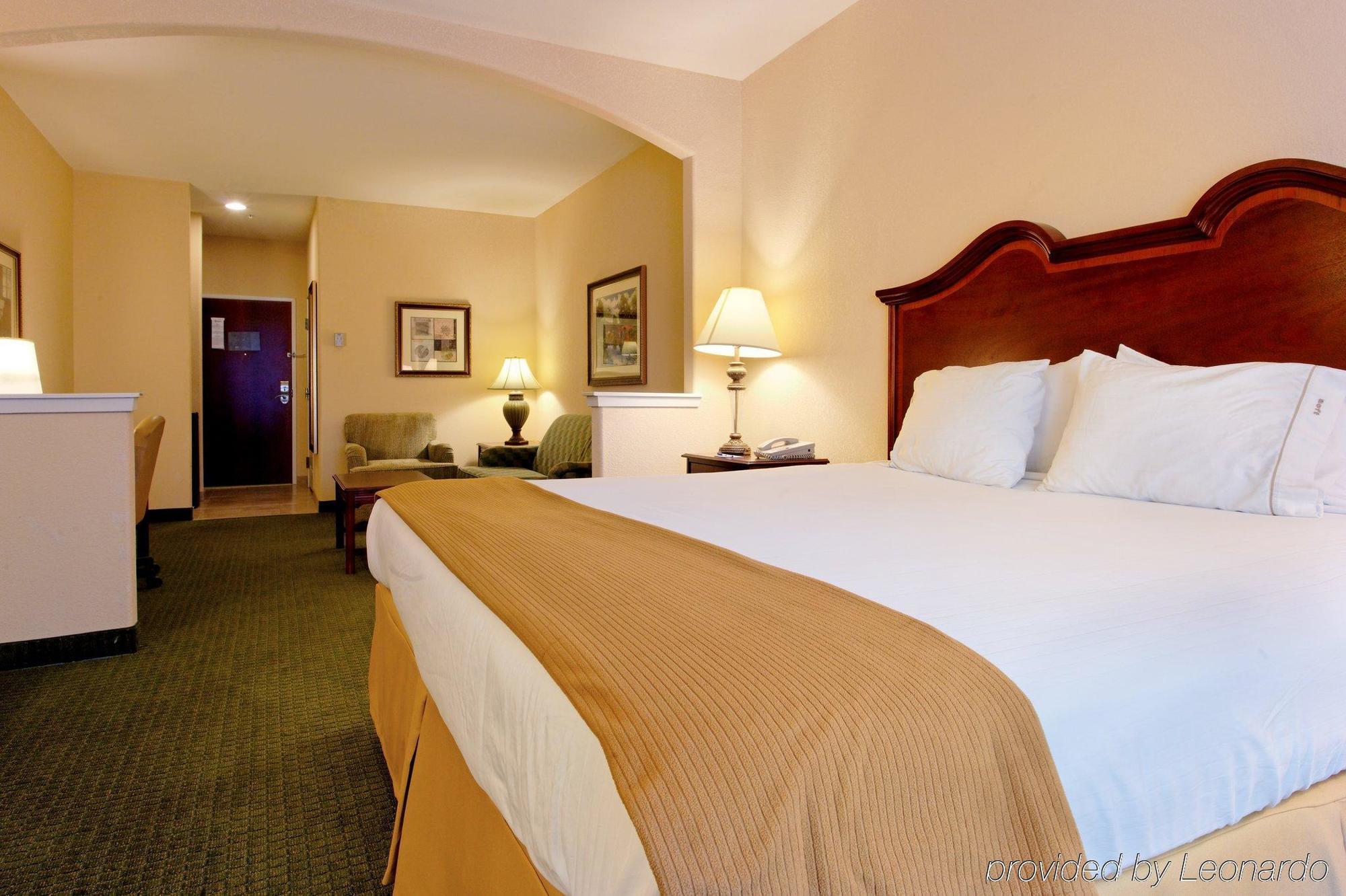Holiday Inn Express & Suites San Antonio South Luaran gambar